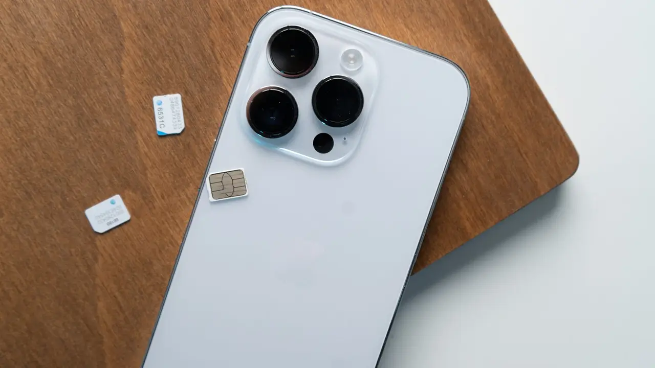 Ưu điểm và nhược điểm của iPhone Lock nhà mạng.