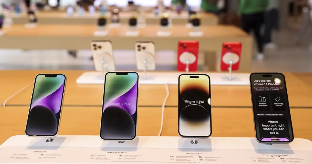 Apple Chinh Phục Cột Mốc 3 Tỷ Chiếc iPhone: Sự Thống Trị Liệu Có Bị AI Soán Ngôi?