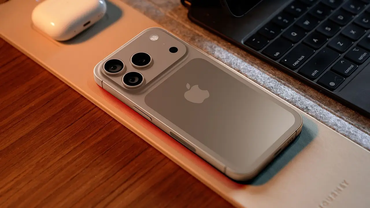 iPhone 17 Pro Max thiết kế khung viền kết hợp giữa nhôm và kính